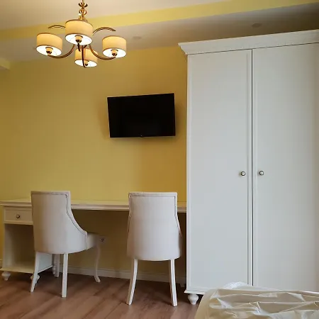 Hotel Crystal Durrës